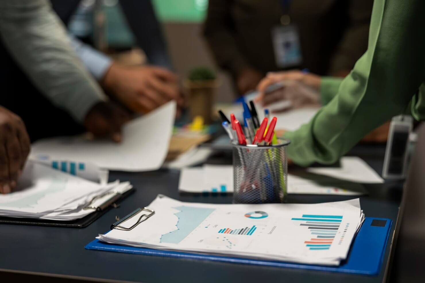 Economic Consulting-FEAT-IMG